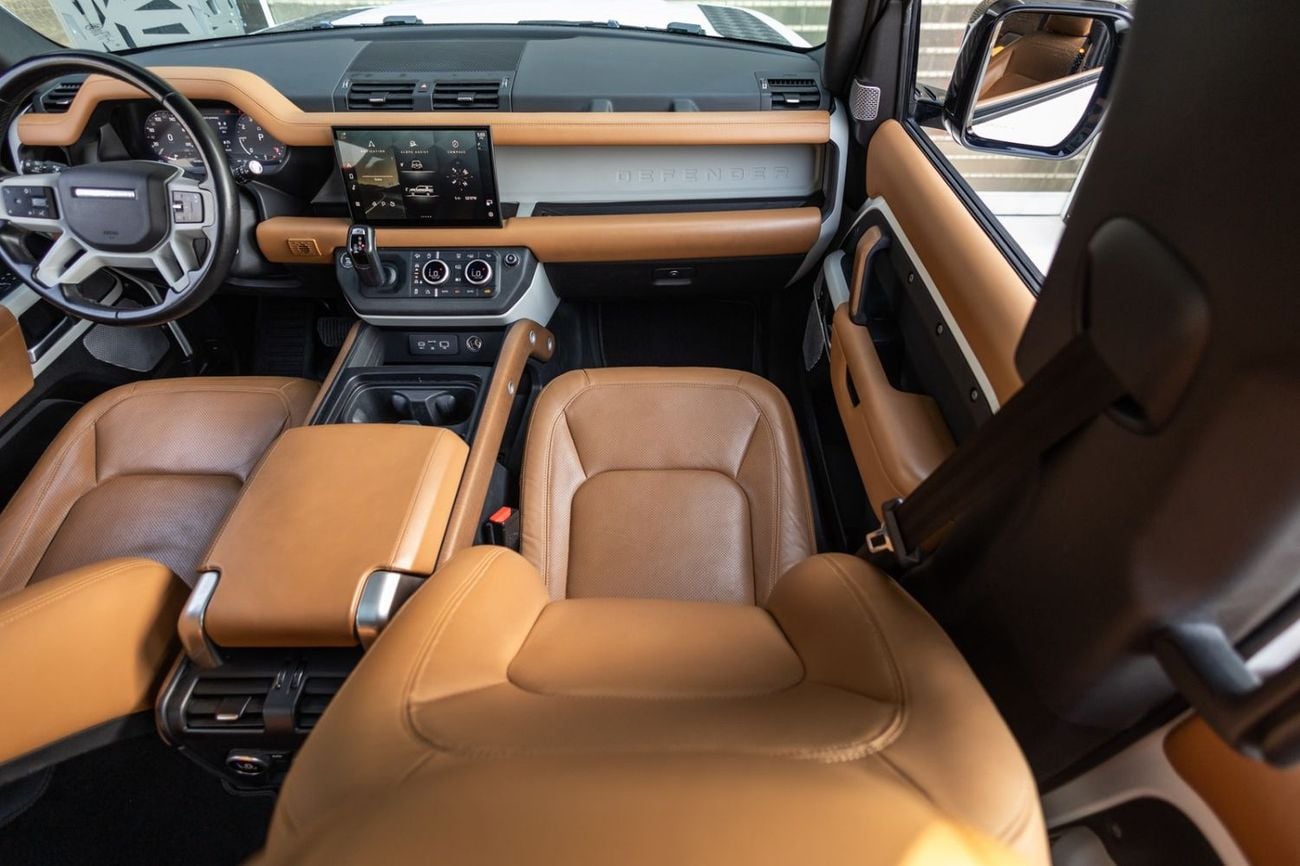 لاند روفر ديفندر 130 HSE P400 HSE P400