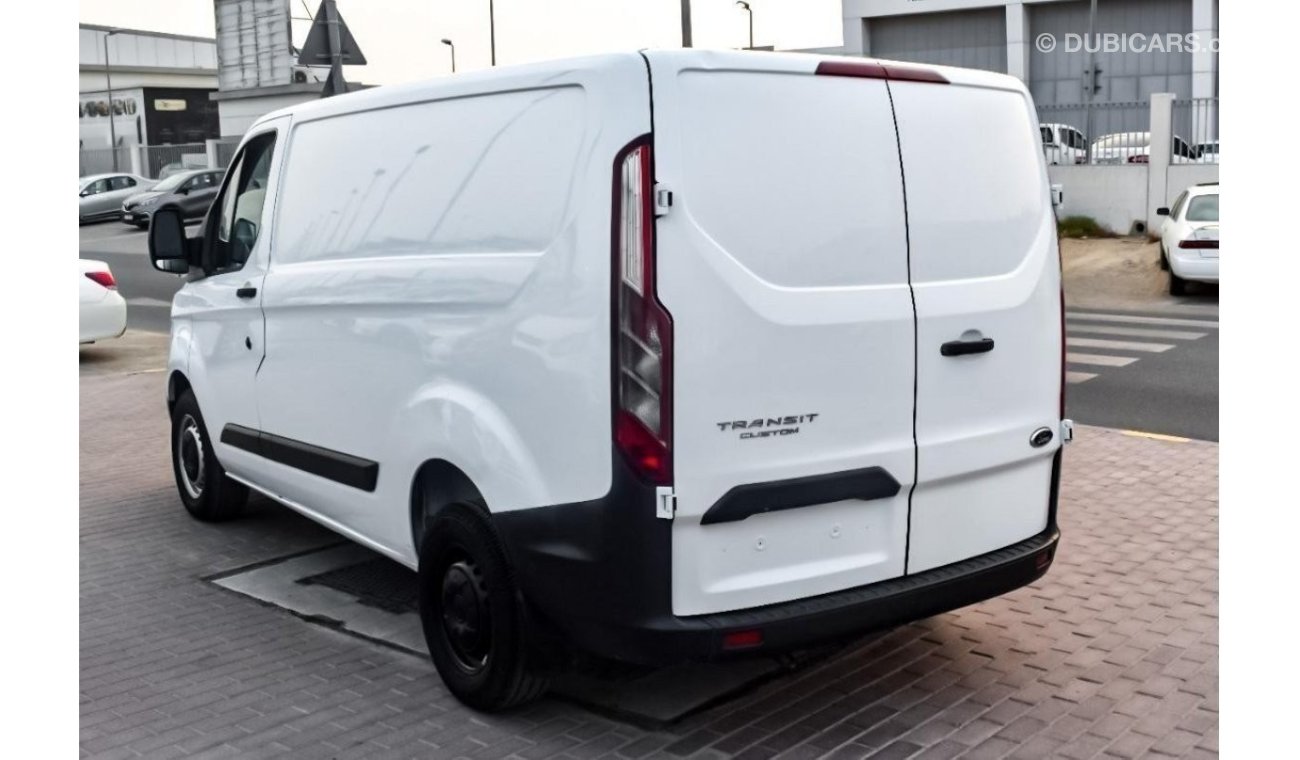 Ford Transit 2018 | FORD TRANSIT DELIVERY VAN | 3-SEATER DIESEL | GCC | VERY WELL-MAINTAINED | SPECTACULAR CONDIT