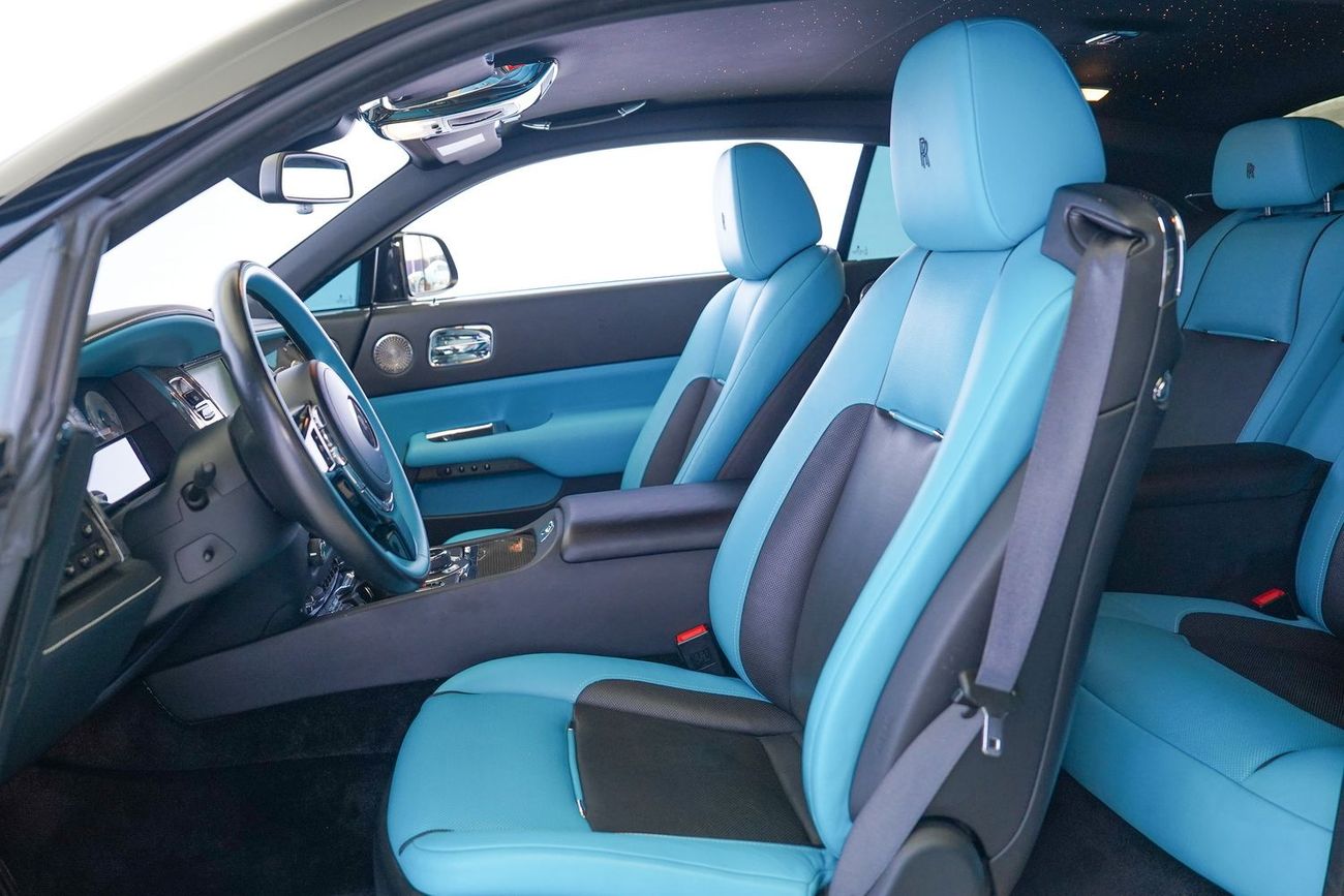 Rolls-Royce Wraith BLACK BADGE