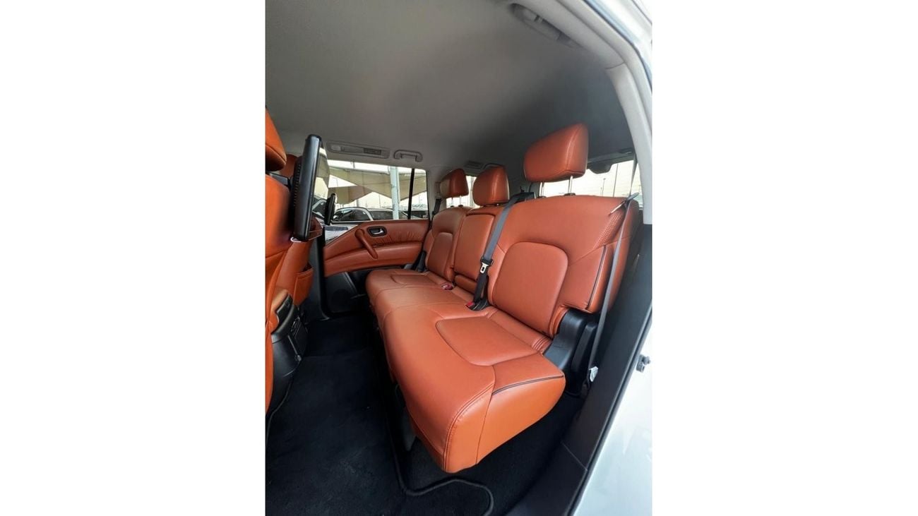 Nissan Patrol Nissan patrol V6 titanium Model 2023 Gcc specs Original paint no accident