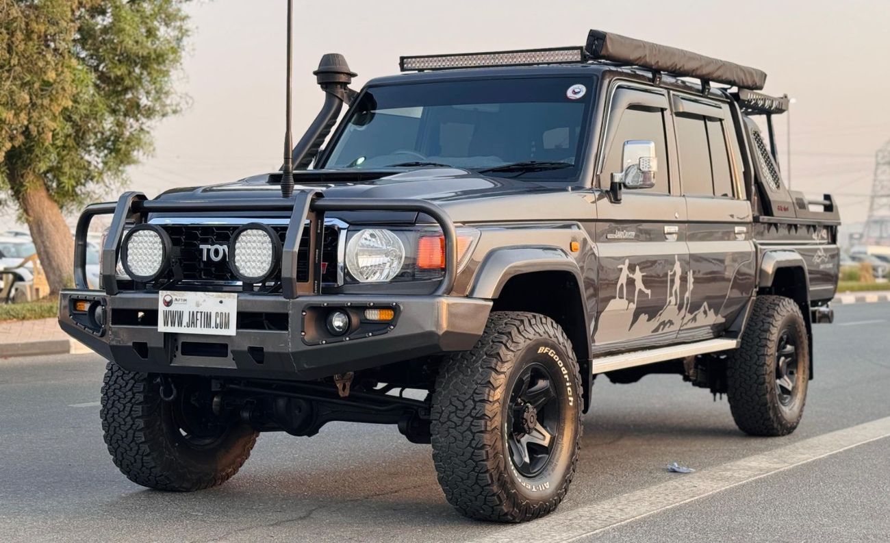 Toyota Land Cruiser HEAVY OFF-ROAD SETUP | 4WD | 4.5L DIESEL ENGINE | MANUAL TRANSMISSION | ROOF RACK + TENT | DOUBLE CA