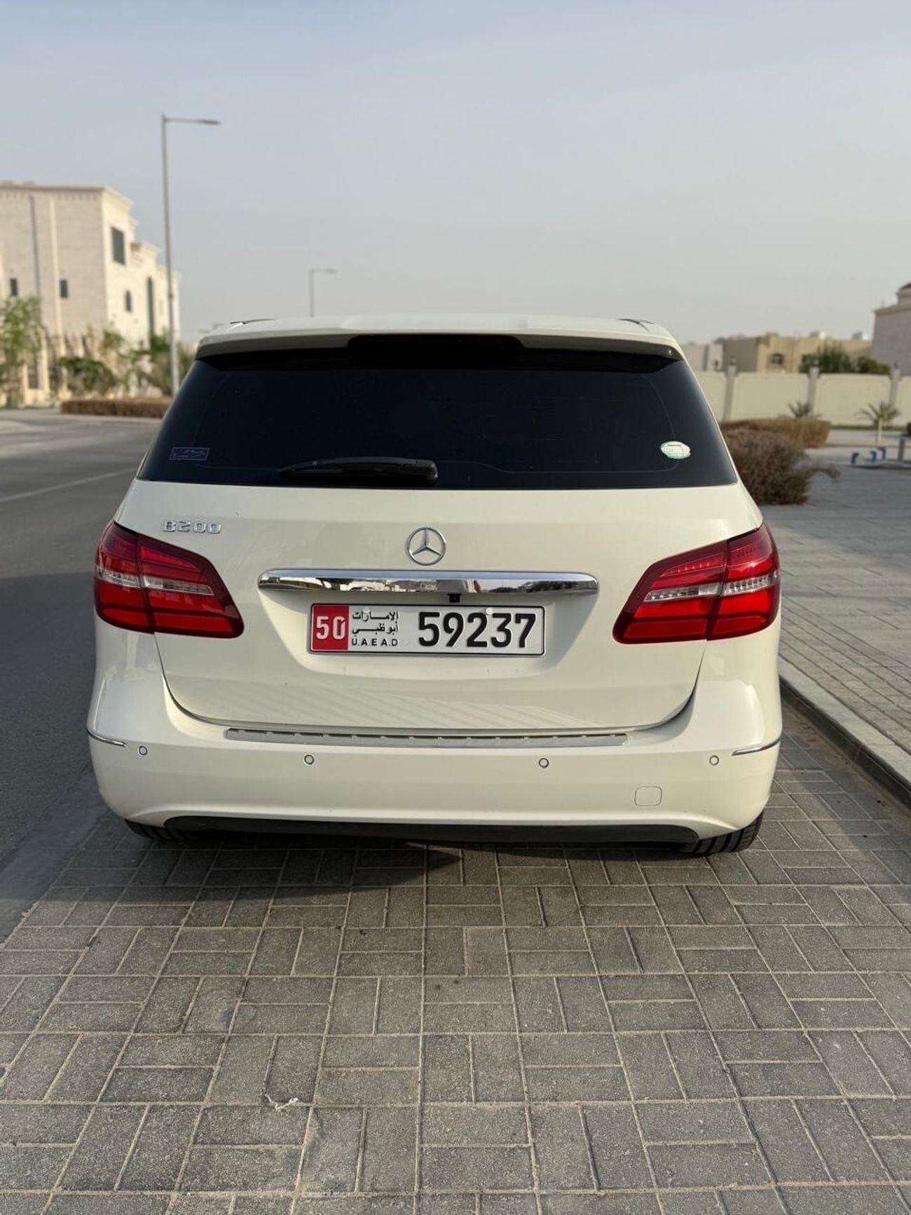 مرسيدس بنز B 200