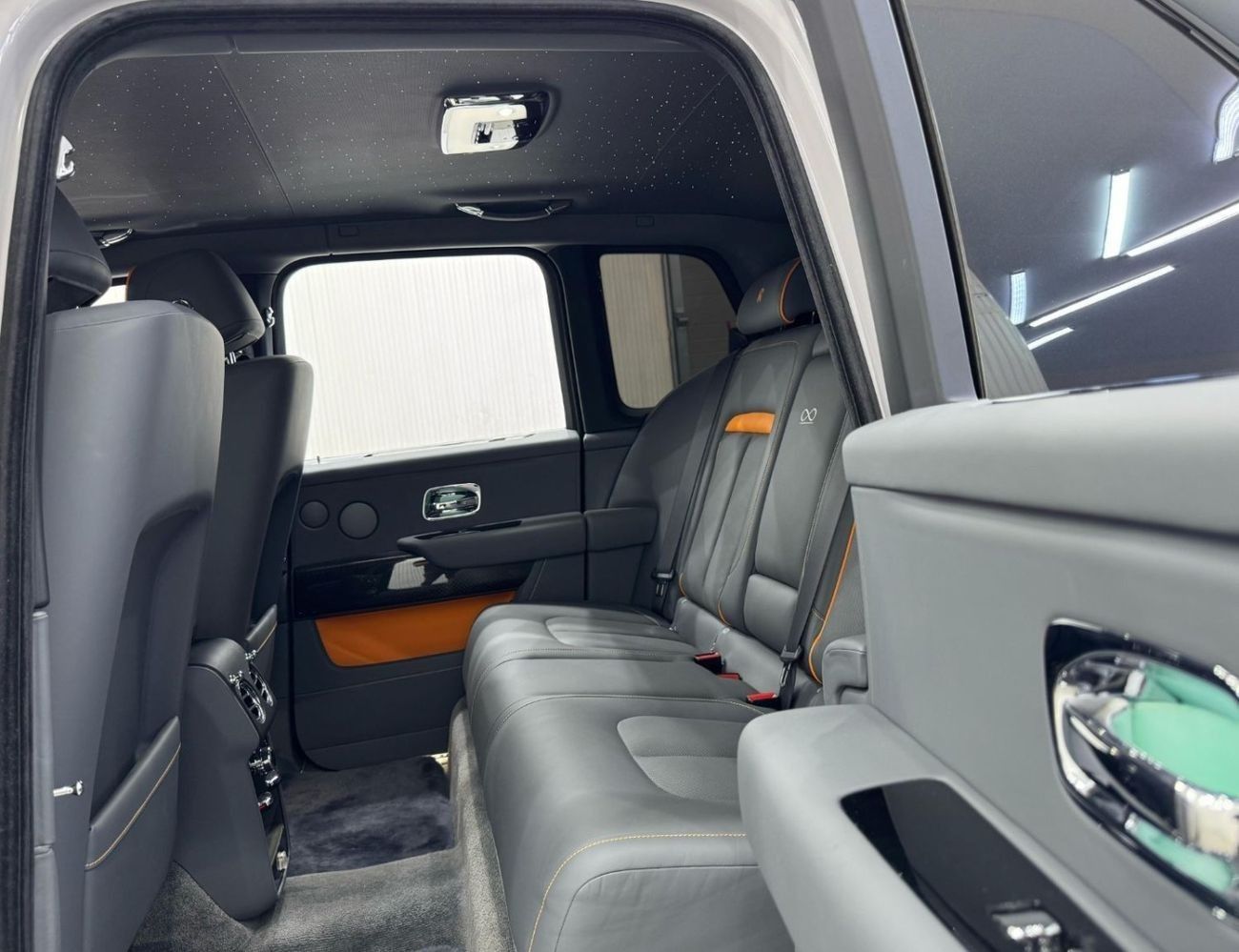 رولز رويس كولينان Black Badge 2022 Rolls Royce Cullinan Black Badge, 2026 Rolls Royce Warranty + Service Pack, Fully L