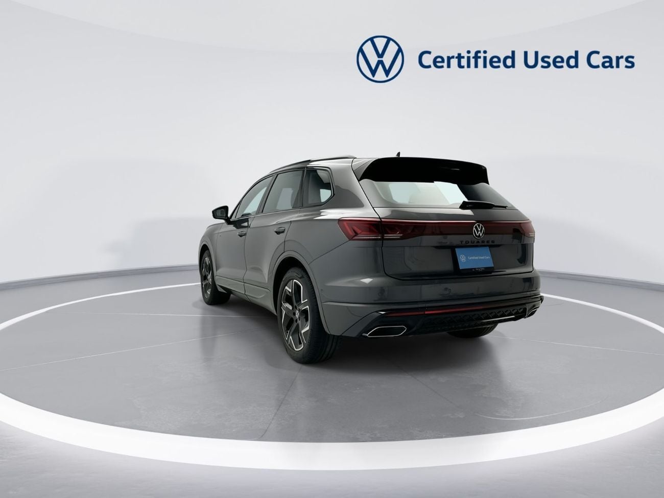 Volkswagen Touareg R-LINE VW Certified | The Ultimate Flagship SUV | Well Maintained