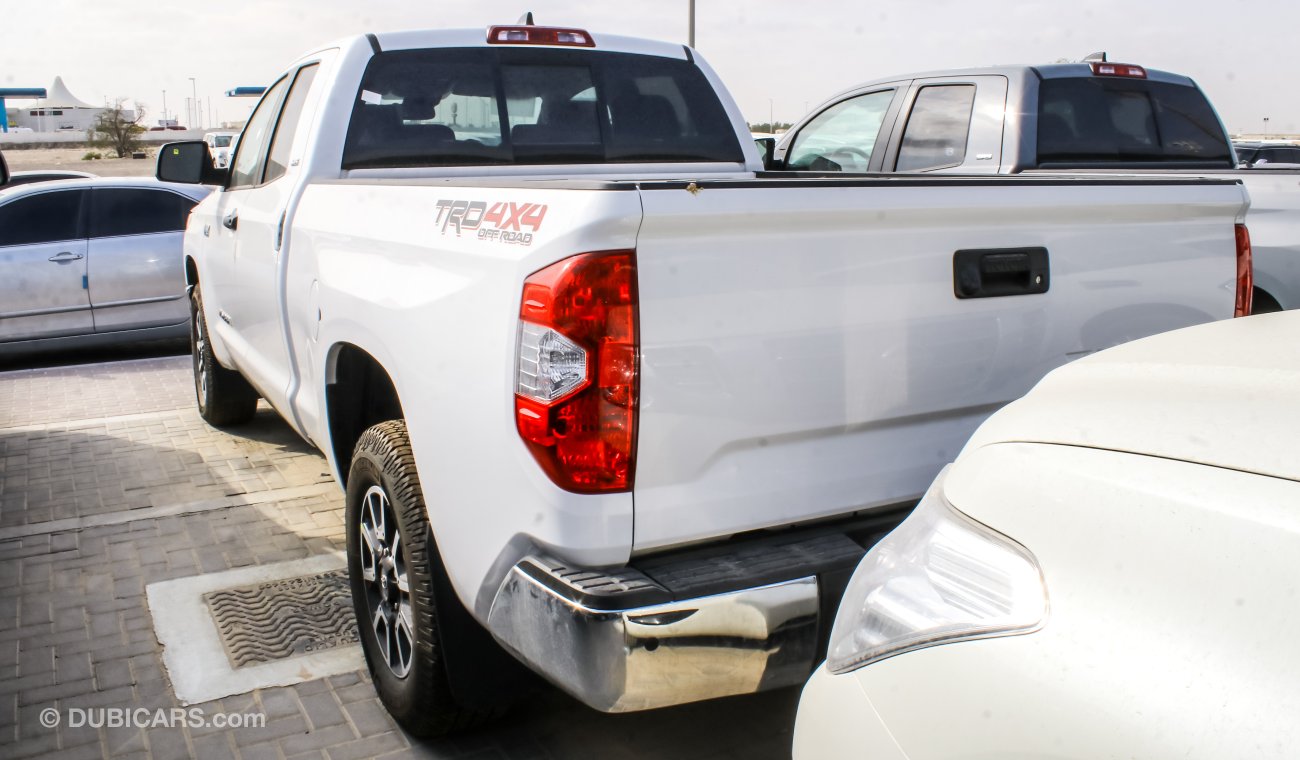 Toyota Tundra SR5