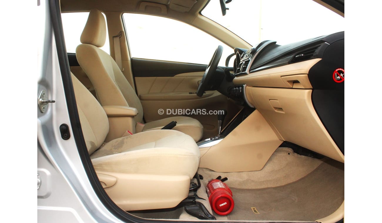 تويوتا يارس SE تويوتا يارس 2017 خليجي بحالة ممتازة