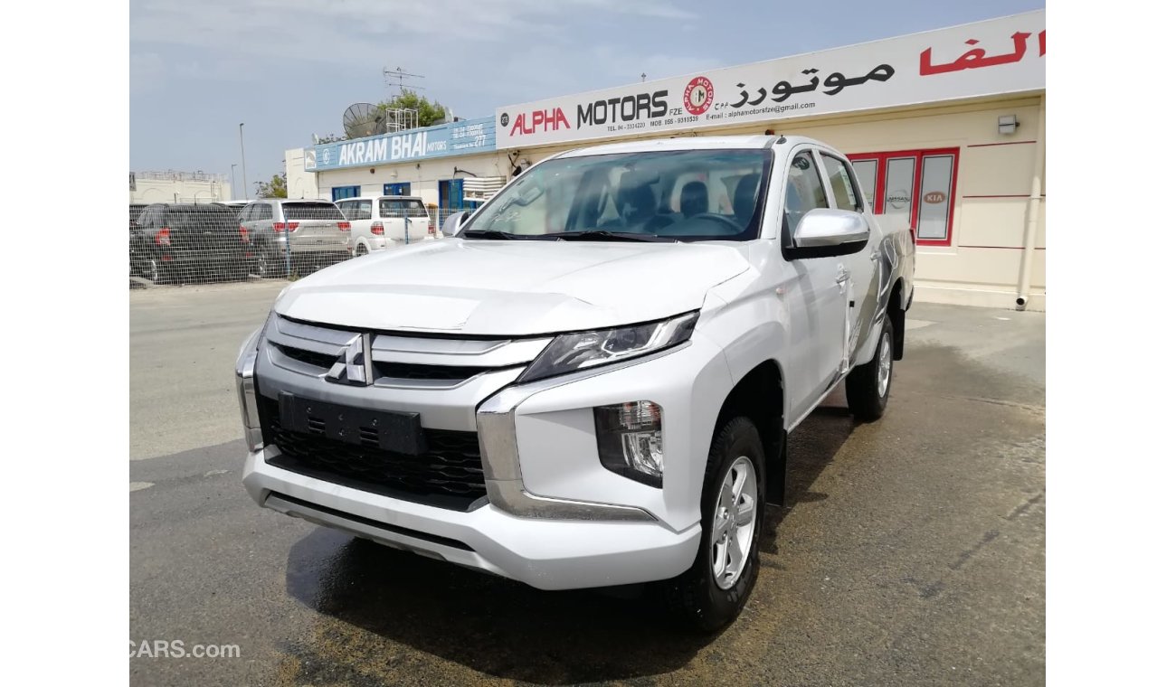 Mitsubishi L200 2.4 L  Petrol  4x4 2019 chrome Package