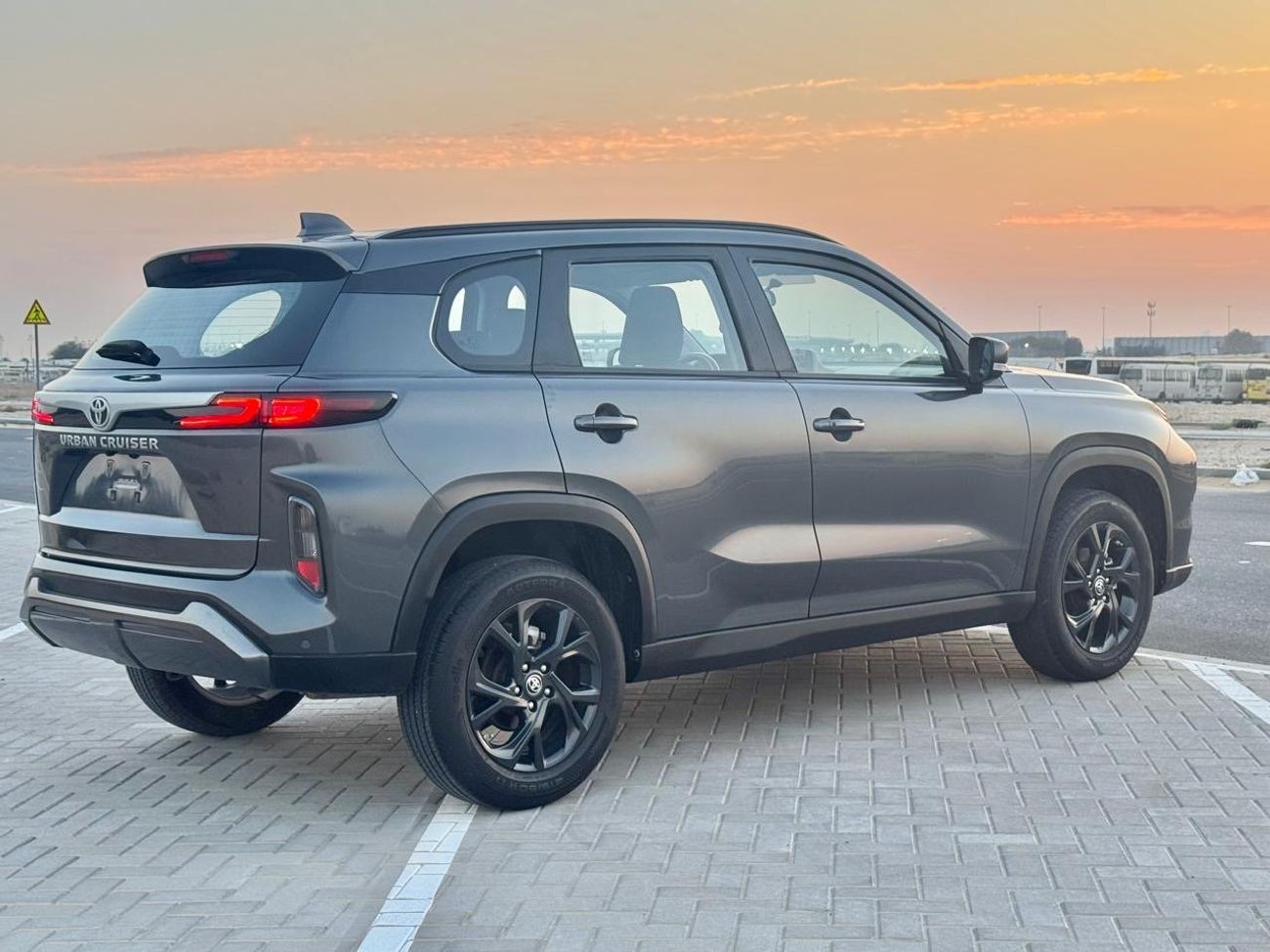 تويوتا أوربان كروزر TOYOTA URBAN CRUISER GL2023 GCC SPECS