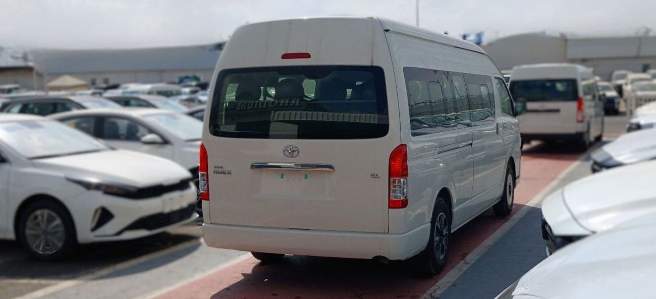 تويوتا هاياس Toyota HiAce GL Highroof 2.5L Diesel MT 2024YM