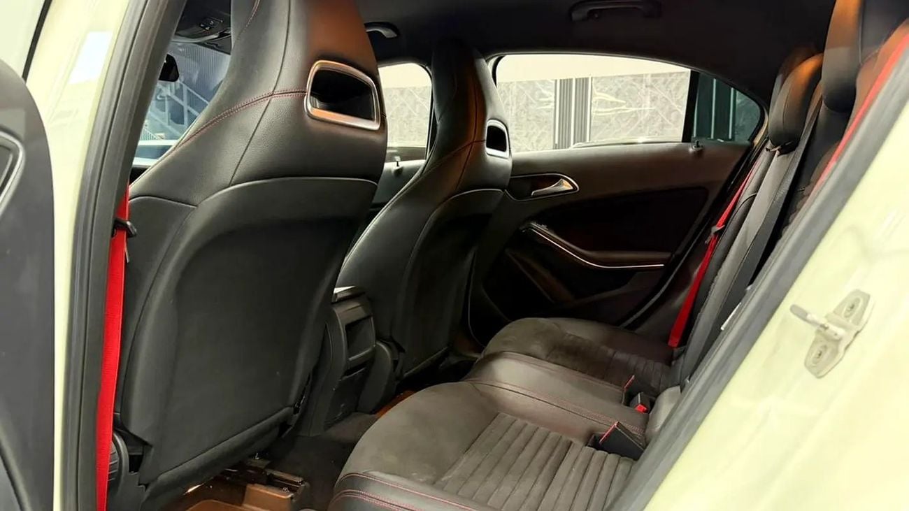 Mercedes-Benz A 220 GCC MERCEDES A220 AMG MINT CONDITION WITH WARRANTY AVAILABLE