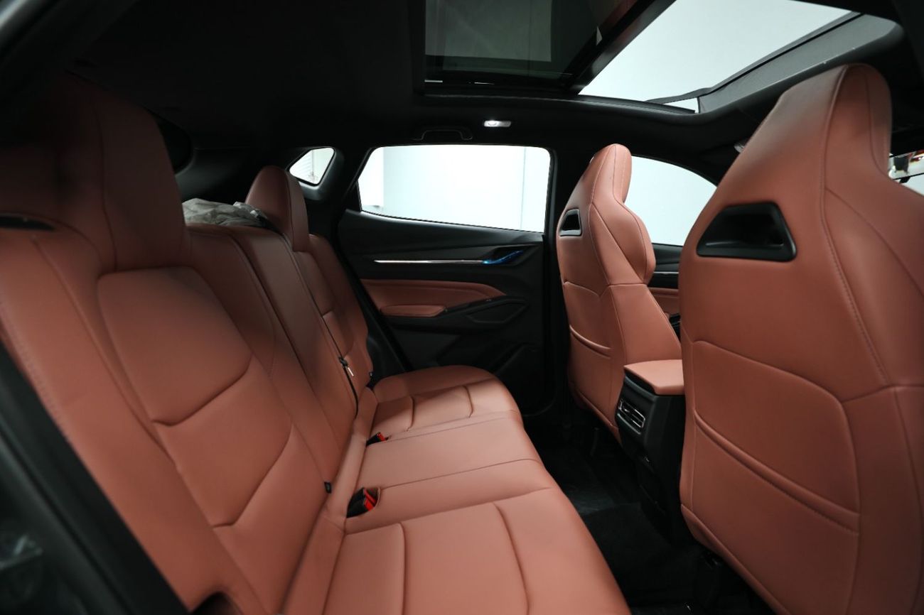 تشنجان x5 بلس Full option | X5 Plus | 1.5L | Brand new | 3 Years warranty | AED 1280 monthly with 0% Downpayment |