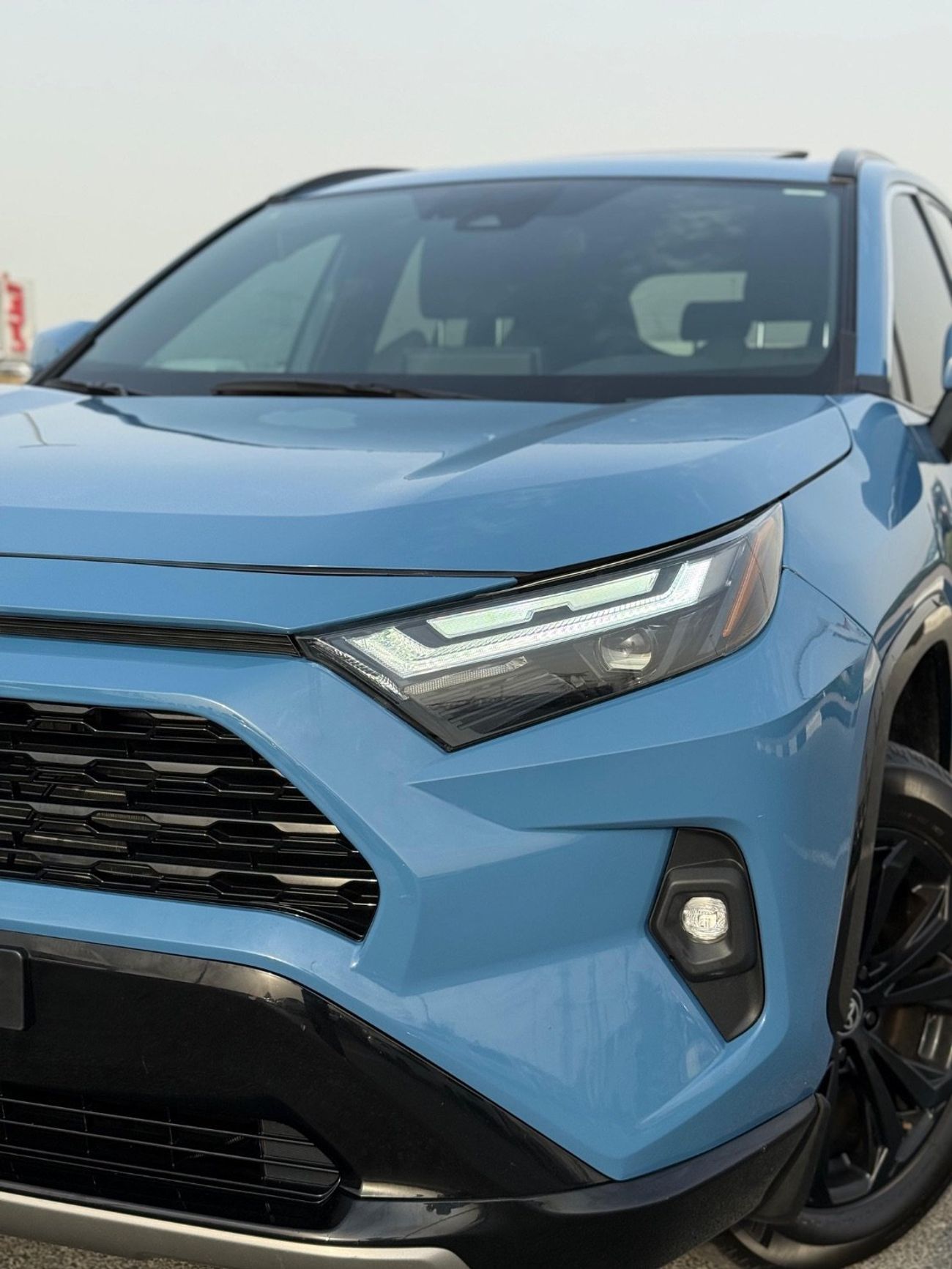 تويوتا راف ٤ Hybrid XSE Premium Black edition