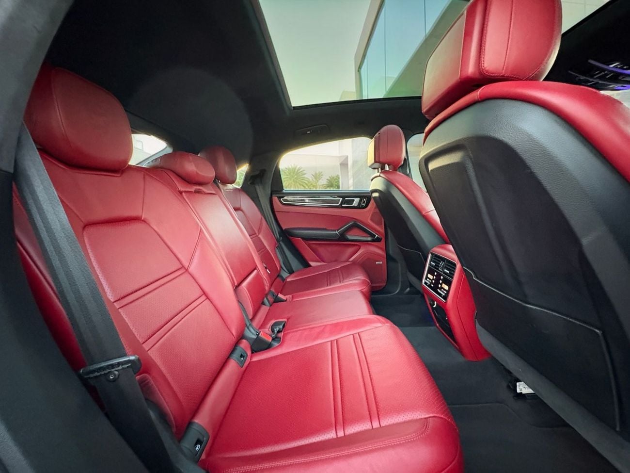Porsche Cayenne GTS 4.0L (460 HP) AED 4,640 P.M | 0% DOWN PAYMENT | PORSCHE CAYENNE GTS | 4.0L V8 | 2021 | GCC SPECS