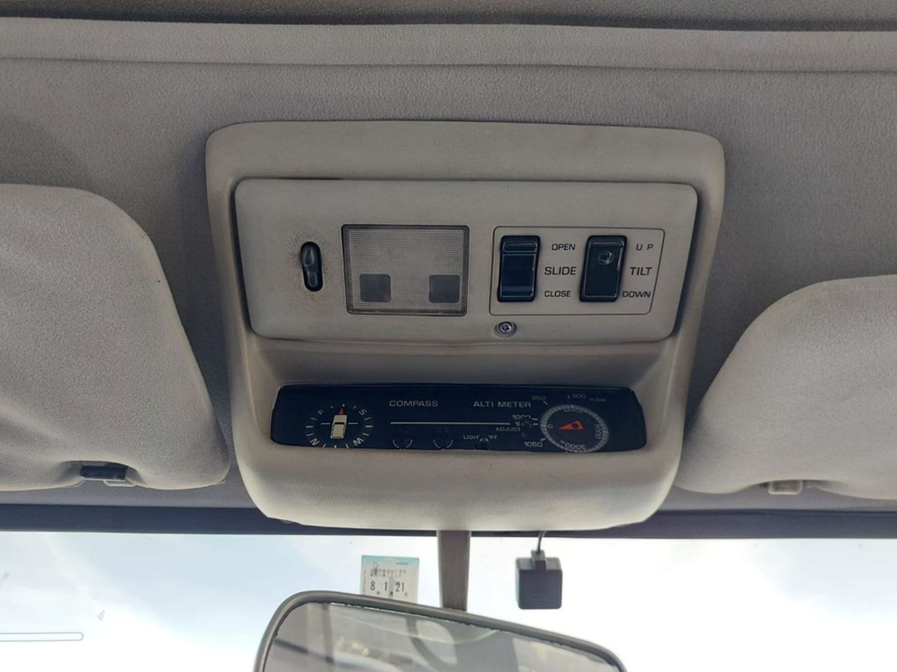 Toyota Land Cruiser TOYOTA LAND CRUISER SUV RHD 1994 MODEL 4.1 L DIESEL AUTOMATIC(PM02812)