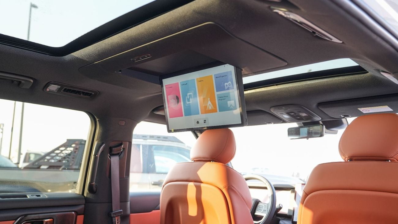 روكس 01 VIP 6 Seaters With Kitchen White 2025MY Export Price