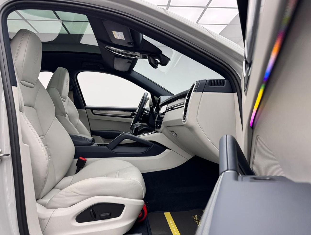 بورش كايان Base Coupe 2022 Porsche Cayenne Coupe Platinum Edition, Warranty, Full Service History, Fully Loaded