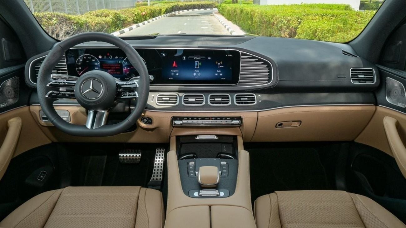 مرسيدس بنز GLS 450 Mercedes-Benz|GLS450 Night Package |New Facelift|GCC|2024|23 Alloy Wheels|Rear Screens Agency Warran