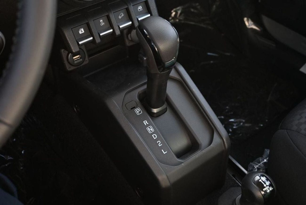 Suzuki Jimny Suzuki Jimny 1.5L Petrol 4WD, 4 Doors, Model 2025, Color Silver (Export Price)