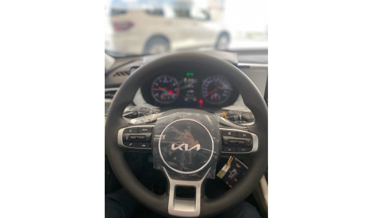 كيا K5 KIA K5 2.5L GDI FWD MODEL 2023 GCC SPECS