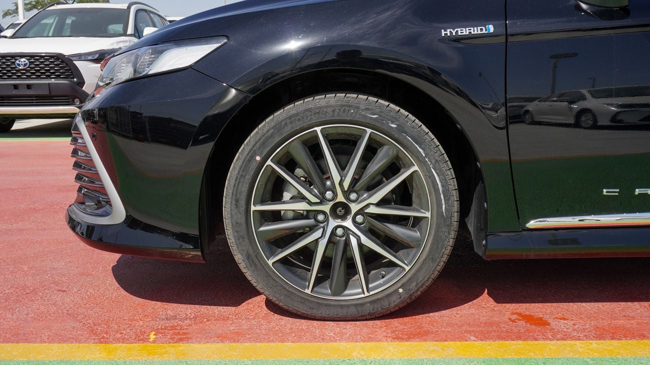 Toyota Camry GLE 2.5L HYBRID
