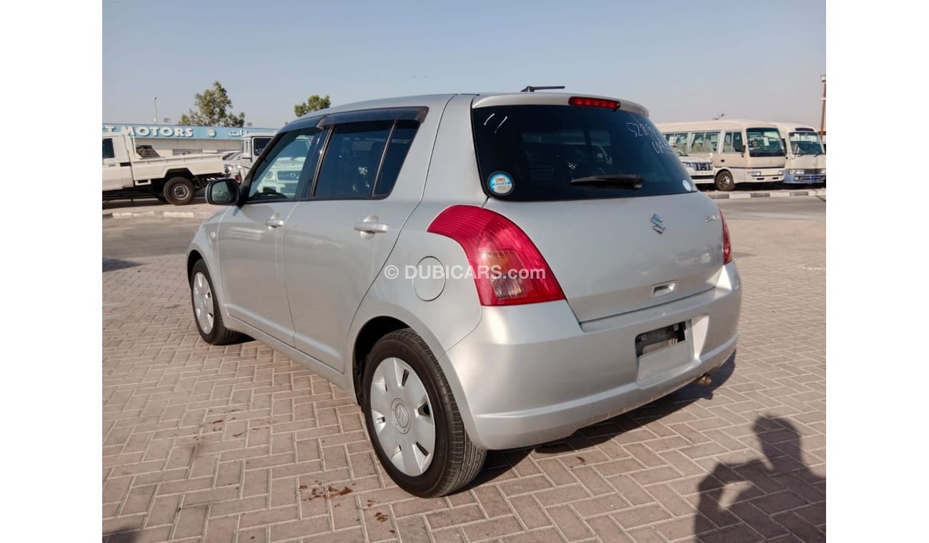 سوزوكي سويفت SUZUKI SWIFT RIGHT HAND DRIVE (PM1278)