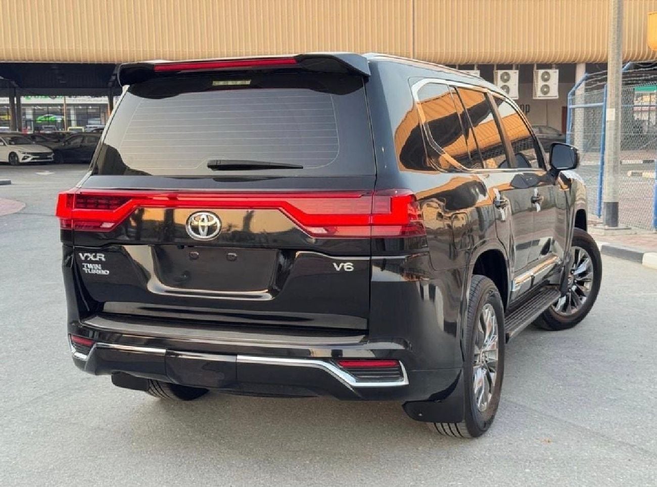 Toyota Land Cruiser GXR Toyota landcuriser V6 2016 upgrade inside & outside 2025 4.0 Full option