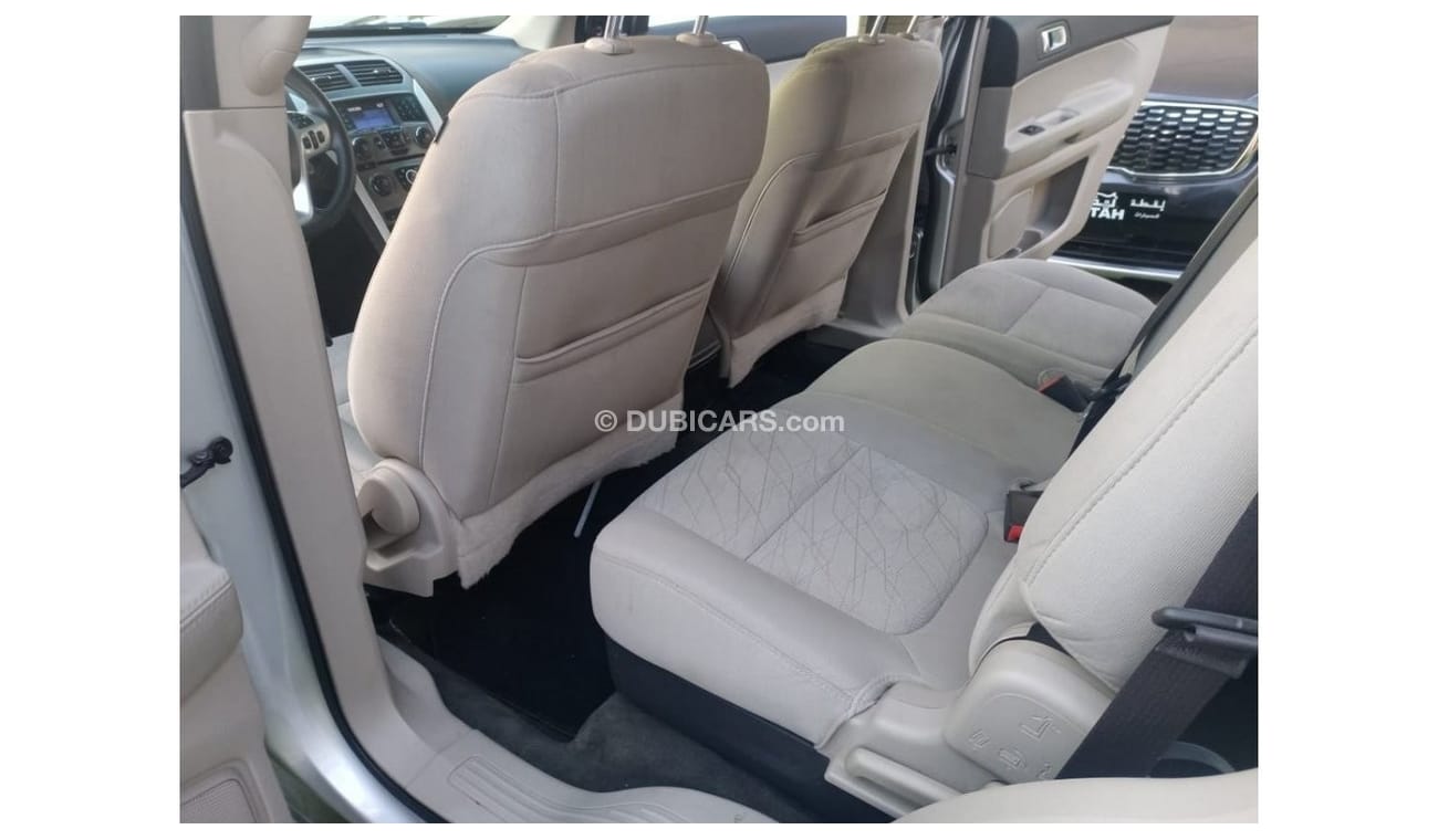 Ford Explorer Gulf model 2014, cruise control, sensor wheels, in excellent condition, you do not need any expenses