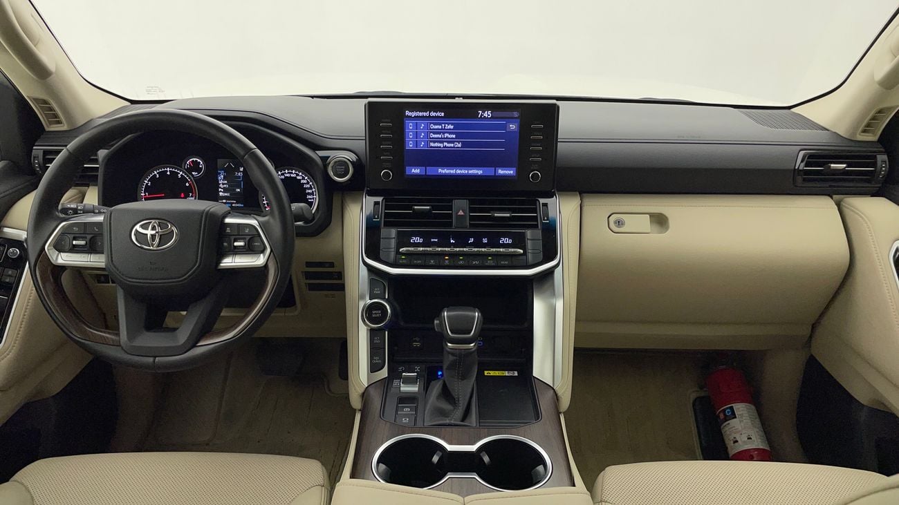 تويوتا لاند كروزر GXR 4 | بدون دفعة مقدمة | اختبار القيادة في المنزل