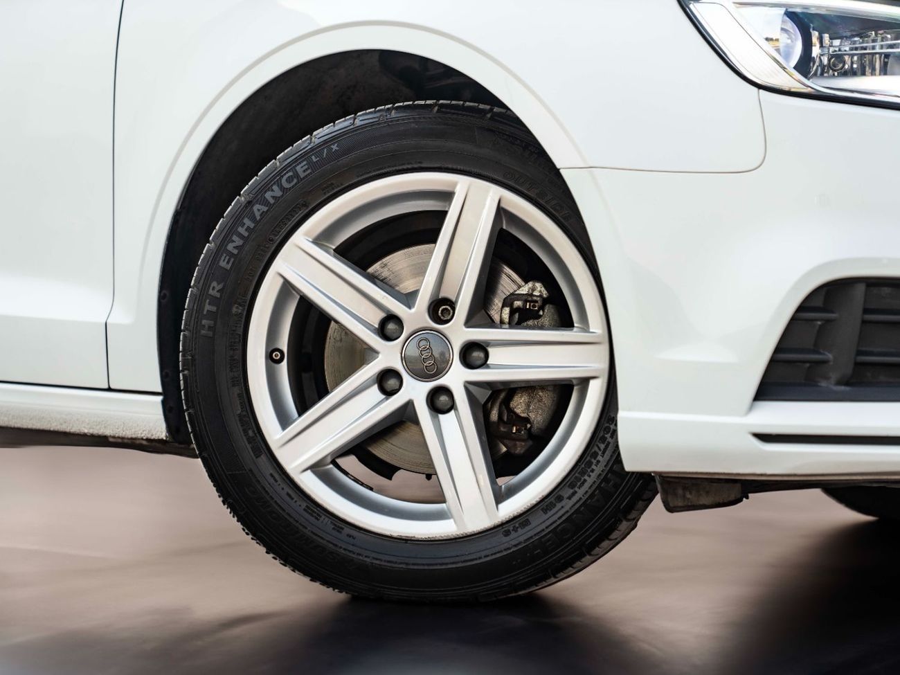 Audi A3 35 TFSI Design 1.4L