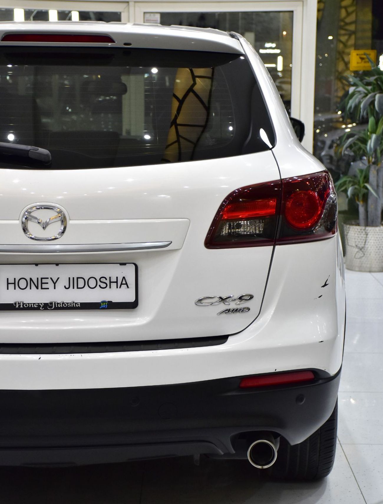 مازدا CX9 EXCELLENT DEAL for our Mazda CX-9 AWD ( 2016 Model ) in White Color GCC Specs