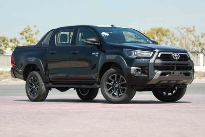 Toyota Hilux 2025 TOYOTA HILUX ADVENTURE 4.0 - ATTITUDE BLACK inside BLACK | Export Only