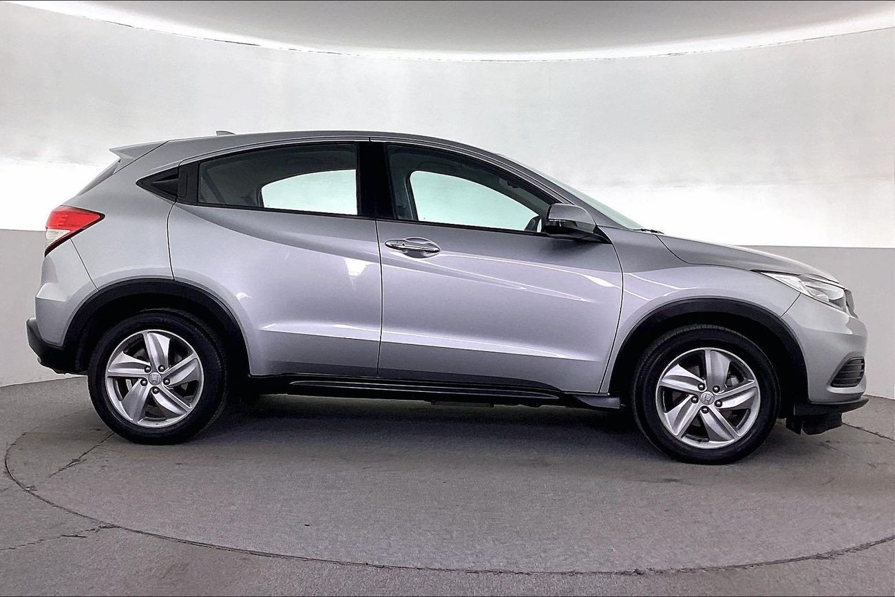 هوندا HRV LX | Carnival Sale • UP TO AED 20,000 OFF | شامل الضمان | 0 ﺪﻔﻋﺓ ﺃﻮﻟﻯ