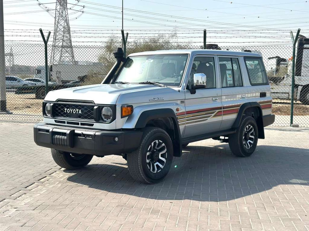 Toyota Land Cruiser 70 LC76 4.0L Petrol - Oman Spec Silver Color - 2025