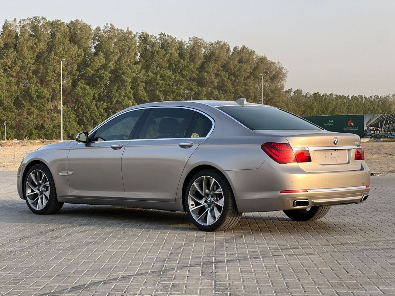 بي أم دبليو 740Li BMW 740LI 3.0L 2015 GCC