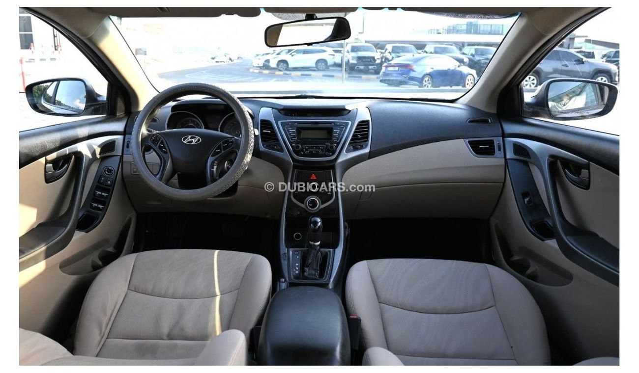 هيونداي إلانترا هيونداي النترا 2016 خليجي بحالة ممتازة بدون حوادث