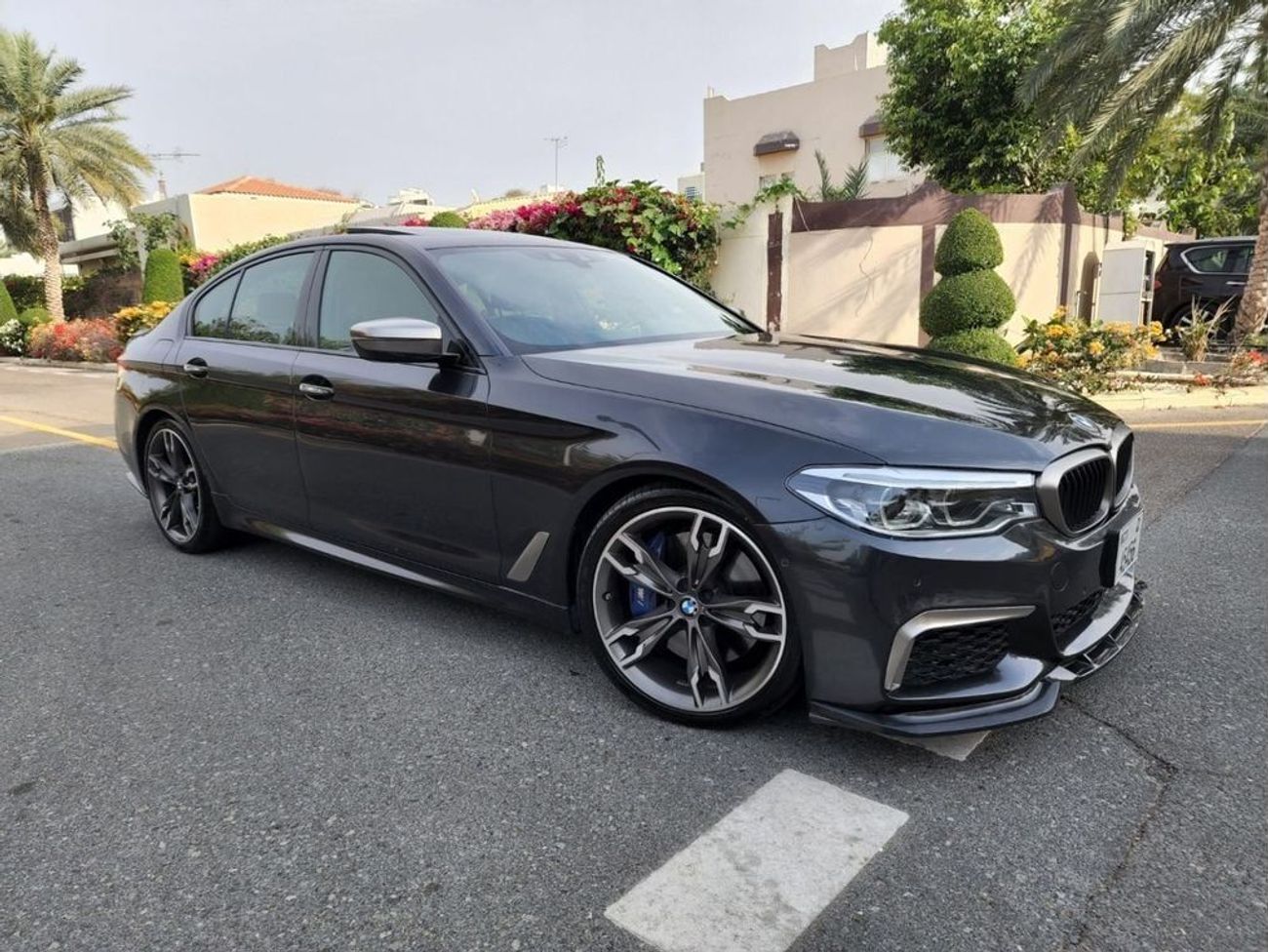 BMW M550i Std 4.4L
