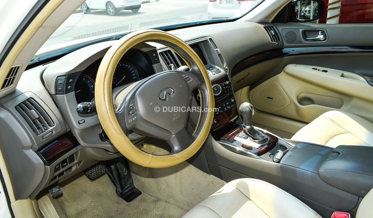 Infiniti G25