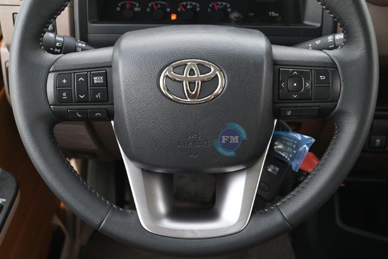 Toyota Land Cruiser 70 71 Short Wheel Base SDLX 2.8L Diesel 4WD Automatic