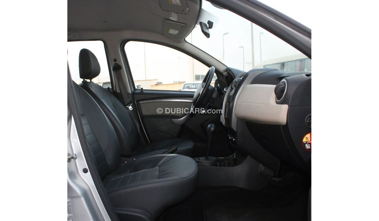 Renault Duster RENAULT DUSTER 2017 SILVER GCC EXCELLENT CONDITION WITHOUT  ACCIDENT