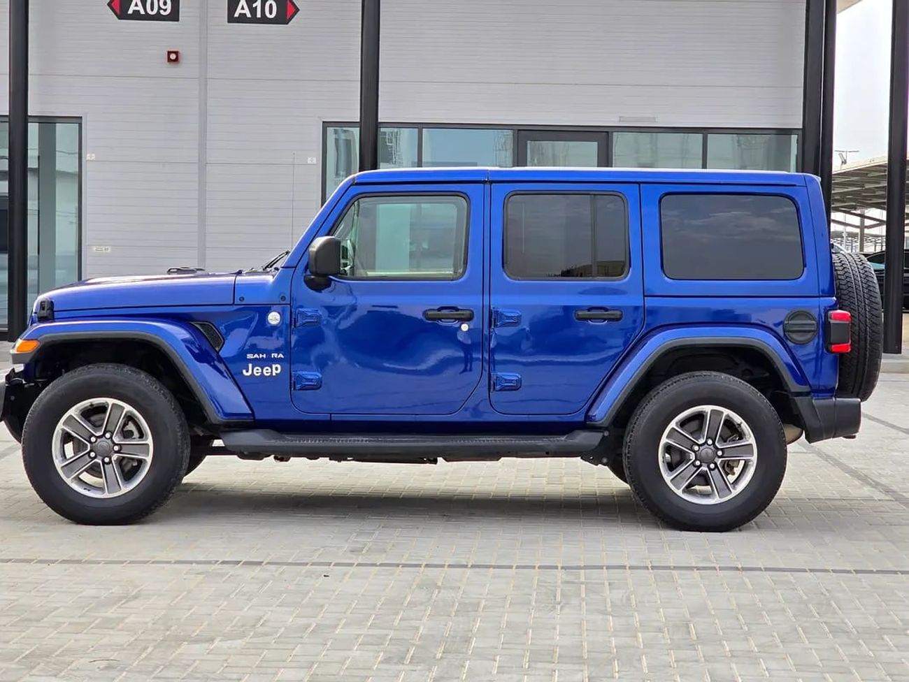 Jeep Wrangler Sahara - American Specs - GCC