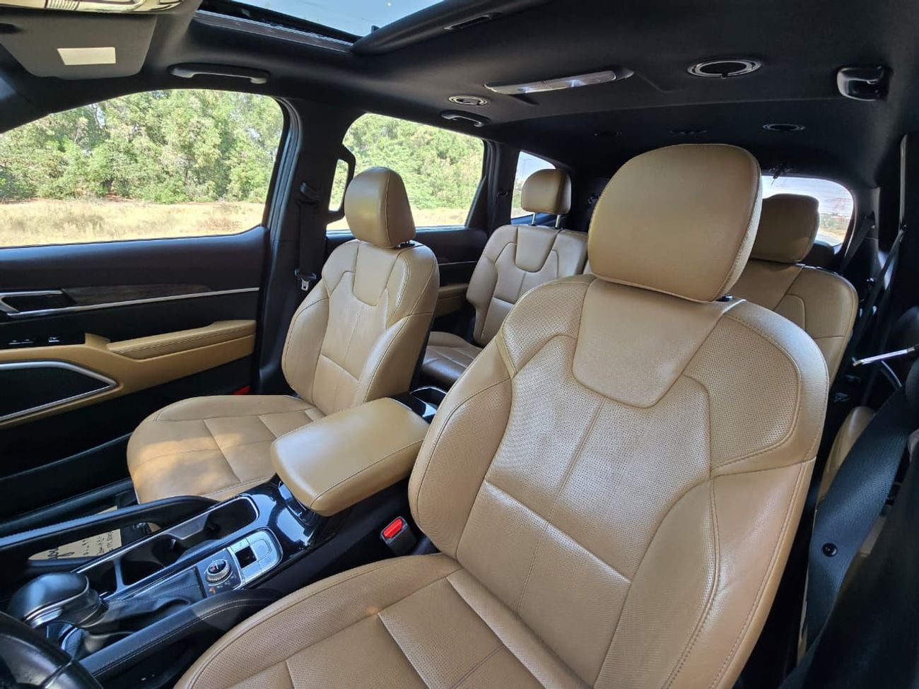 Kia Telluride EX 3.8L KIA TELLURIDE 2020 GCC // 2KEYS // ALL WHEEL DRIVE // PERFECT CONDITION // FULL OPITION // A