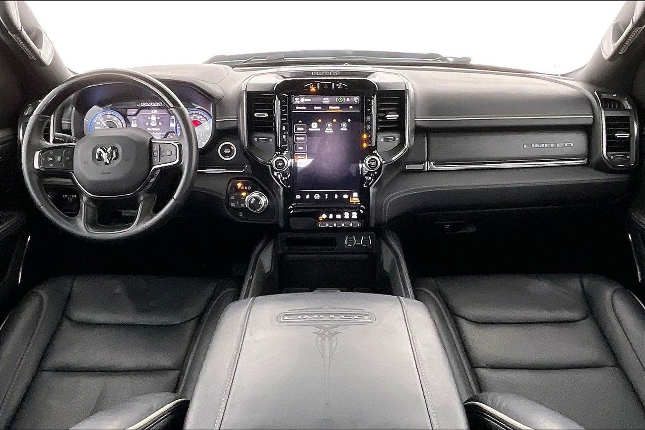 Mitsubishi Pajero Signature Edition| 1 year free warranty | Exclusive Eid offer