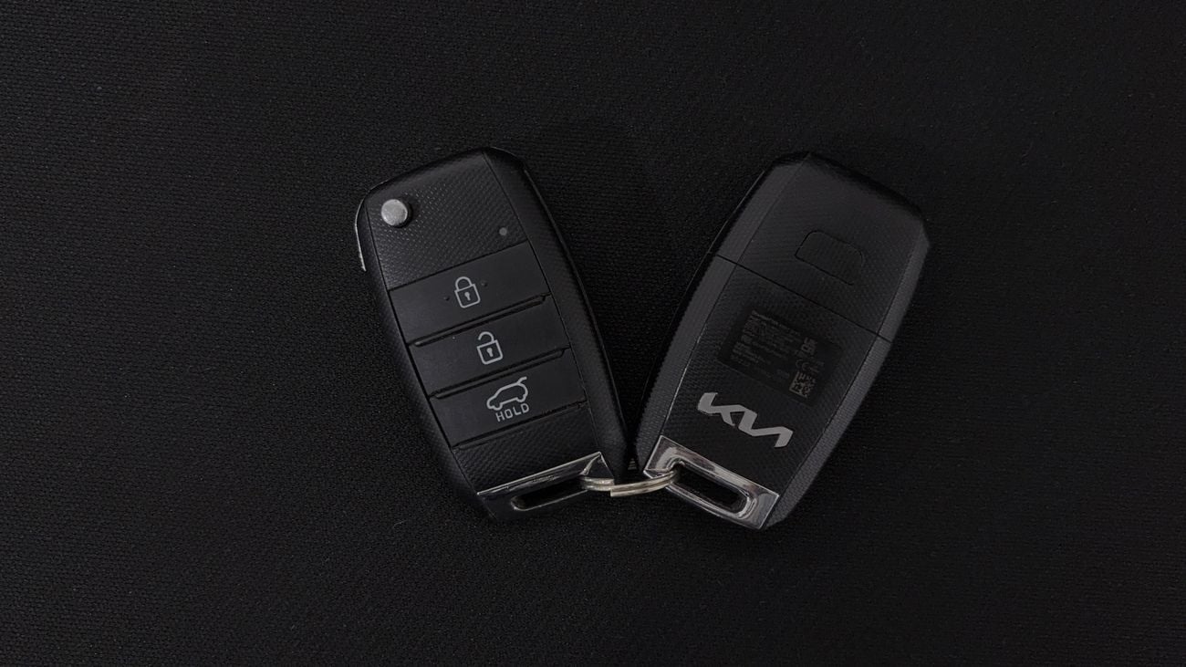 Kia Carens LX 2023 | AED 737/Month | 0 DP | 30 Day Return | Warranty | Service History