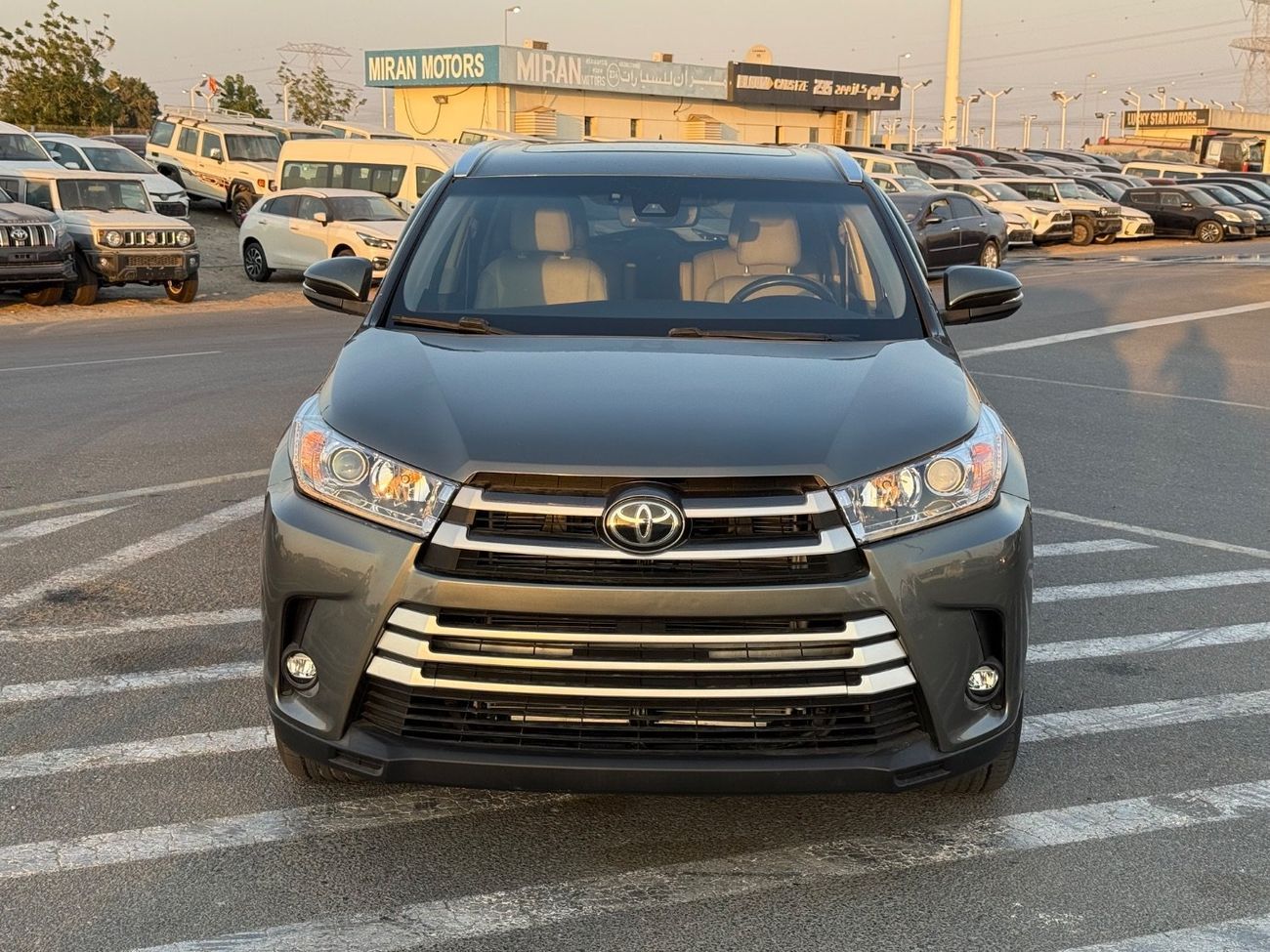 Toyota Highlander 2018 TOYOTA HIGHLANDER XLE FULL OPTIONS IMPORTED FROM USA
