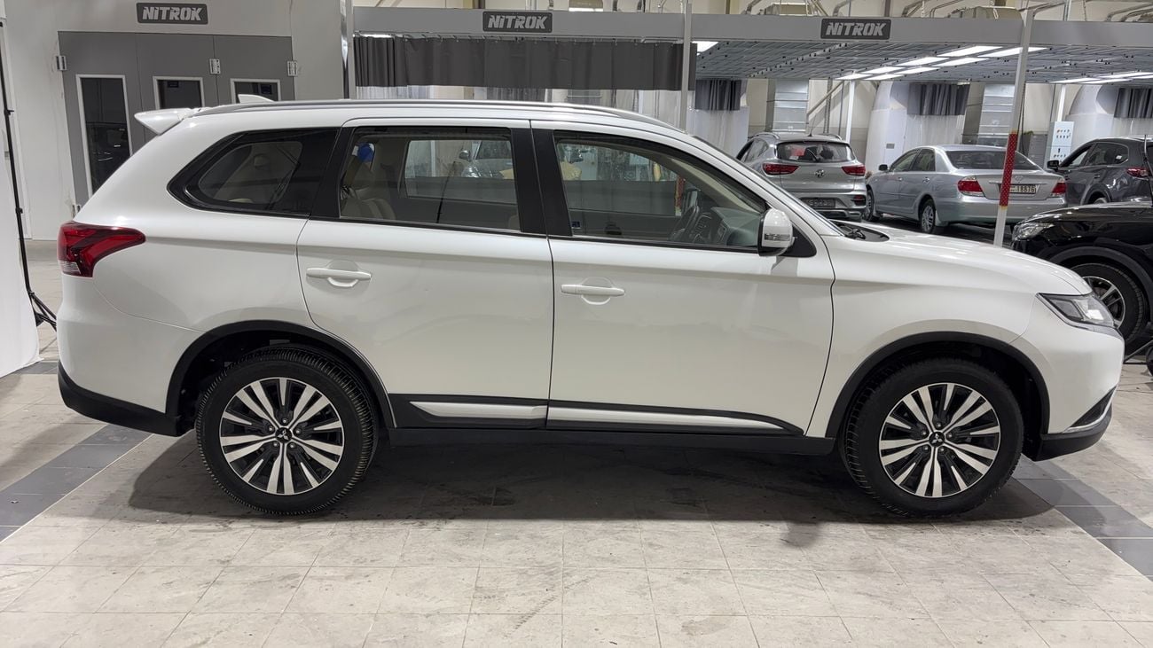Mitsubishi Outlander 2023 GLX LOWLINE | AED 911/Month | 0 DP | 30 Day Return | Warranty | Service History