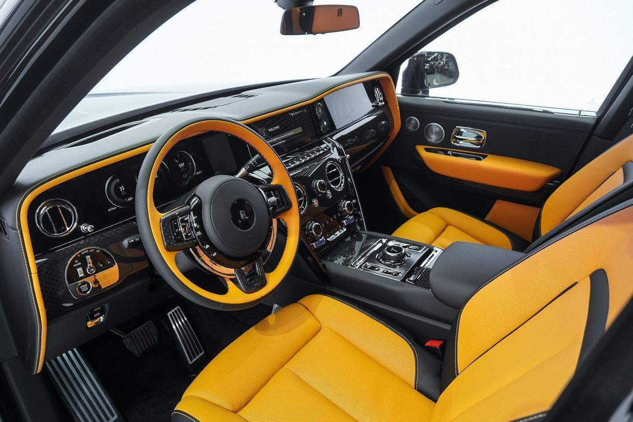 Rolls-Royce Cullinan Rolls Royce Cullinan Black Badge