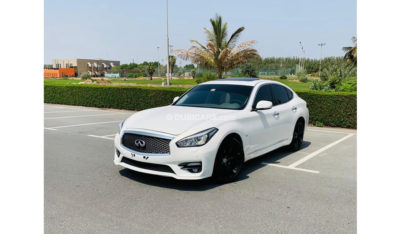 Used Infiniti Q70 Sports 2016 for sale in Dubai - 543419
