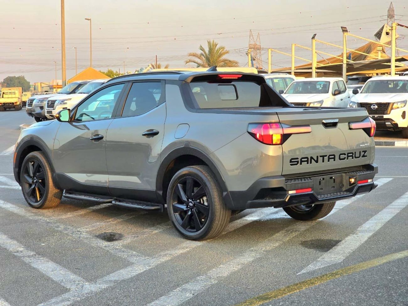 Hyundai Santa Cruz Full option Perfect inside and out