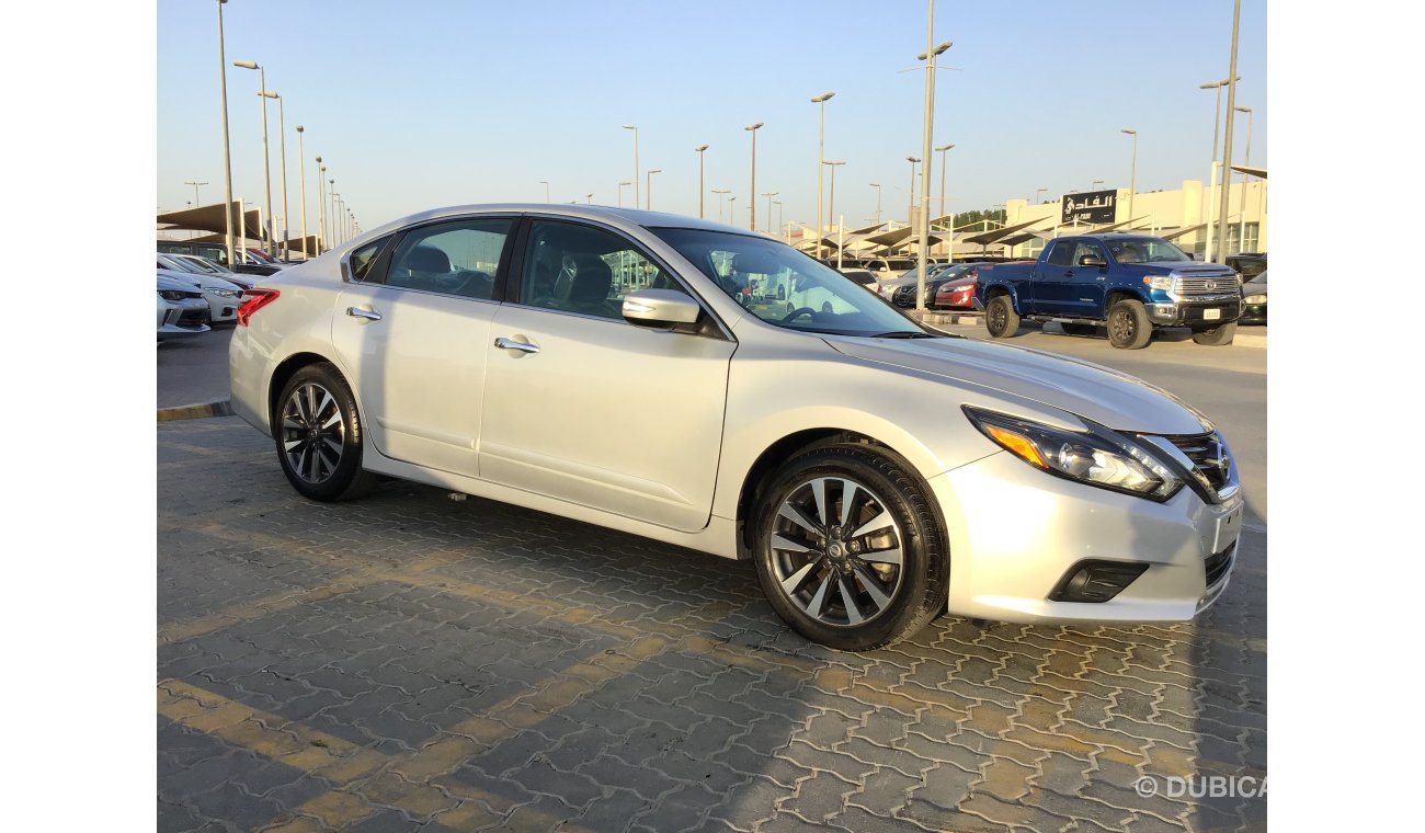 نيسان ألتيما V6 /FULL OPTION / EXCELLENT CONDITION