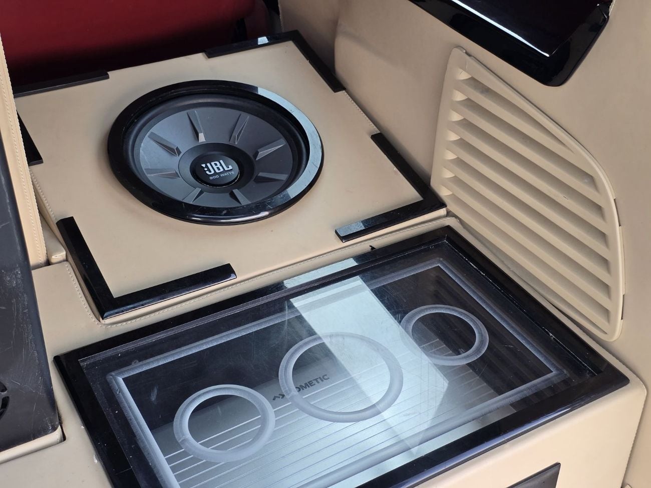 كاديلاك إسكالاد ESV Platinum 6.2L